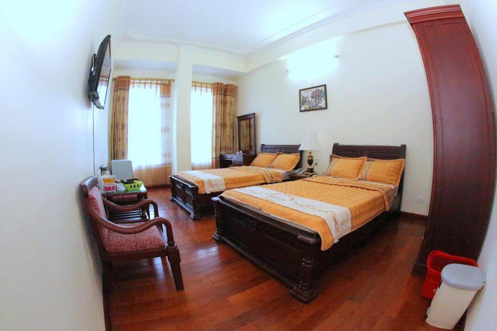 Lao Cai Galaxy Hotel Exterior photo